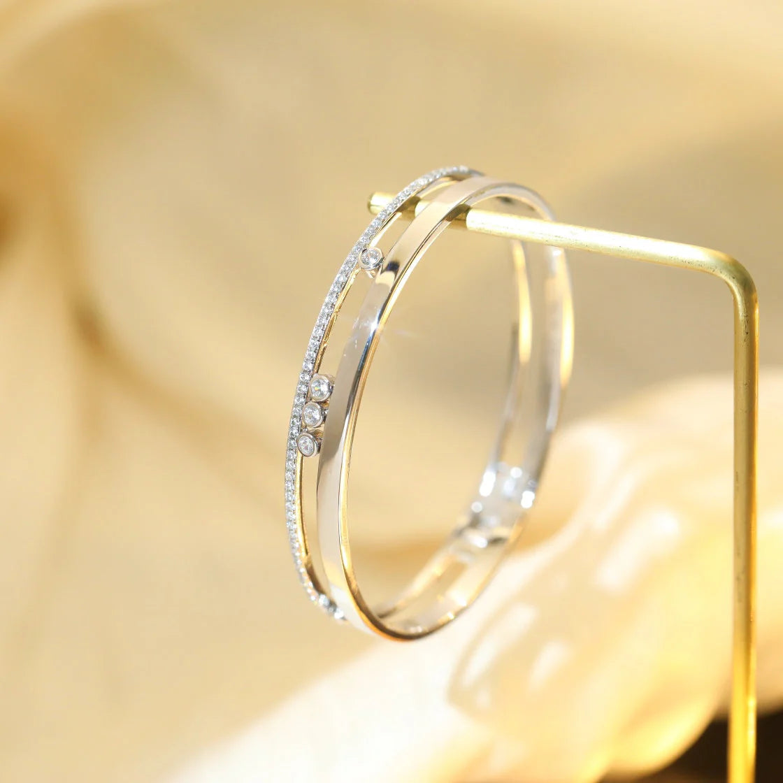 [OrnoraJewelry]Move Romane Diamond Bangle Bracelet