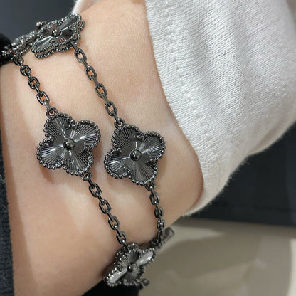 [OrnoraJewelry]CLOVER 5 MOTIF BLACK BRACELET
