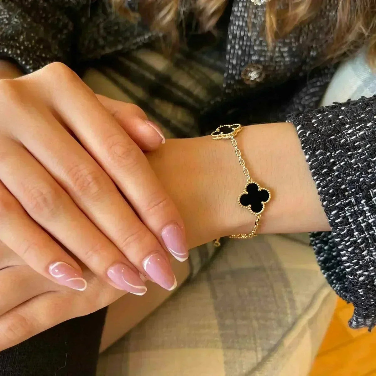 [OrnoraJewelry] CLOVER 5 MOTIF ONYXS BRACELET COLLECTION