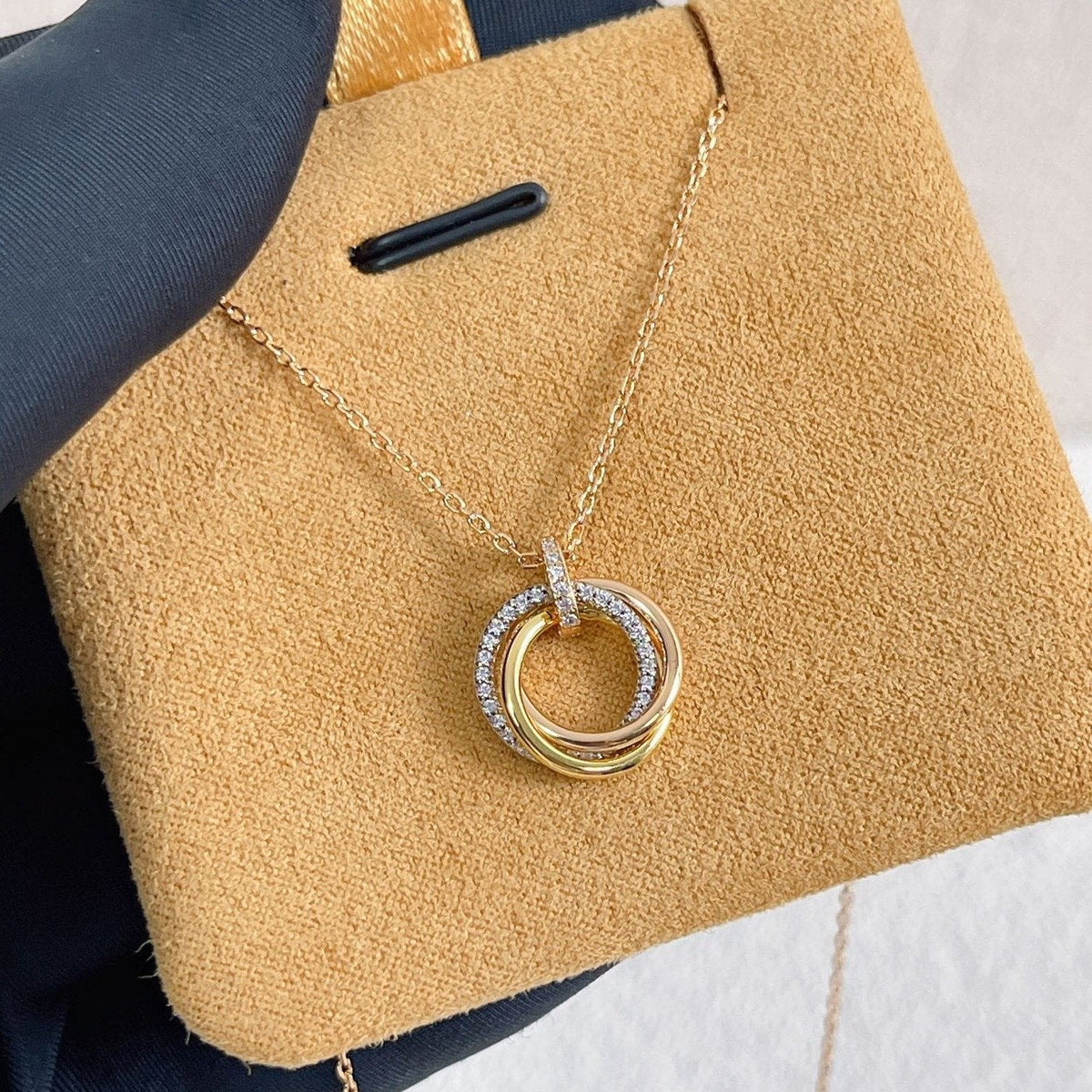 [OrnoraJewelry]TRINITY NECKLACE SILVER GOLD PINK GOLD DIAMONDS