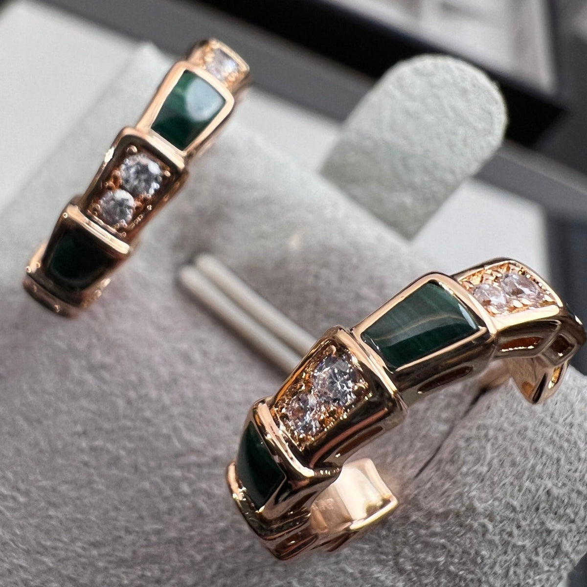 [OrnoraJewelry]SERPENTI MALACHITE PINK GOLD EARRINGS