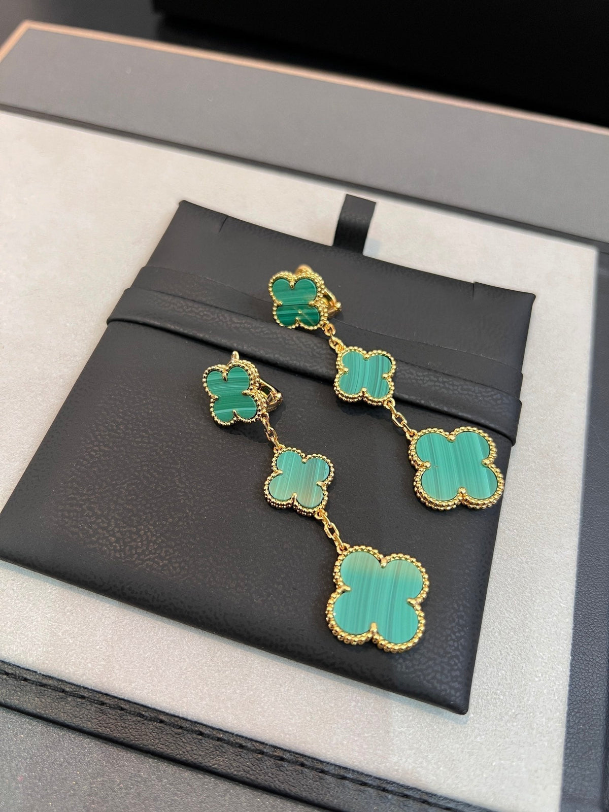 [OrnoraJewelry]CLOVER MALACHITE 3 MOTIFS GOLD