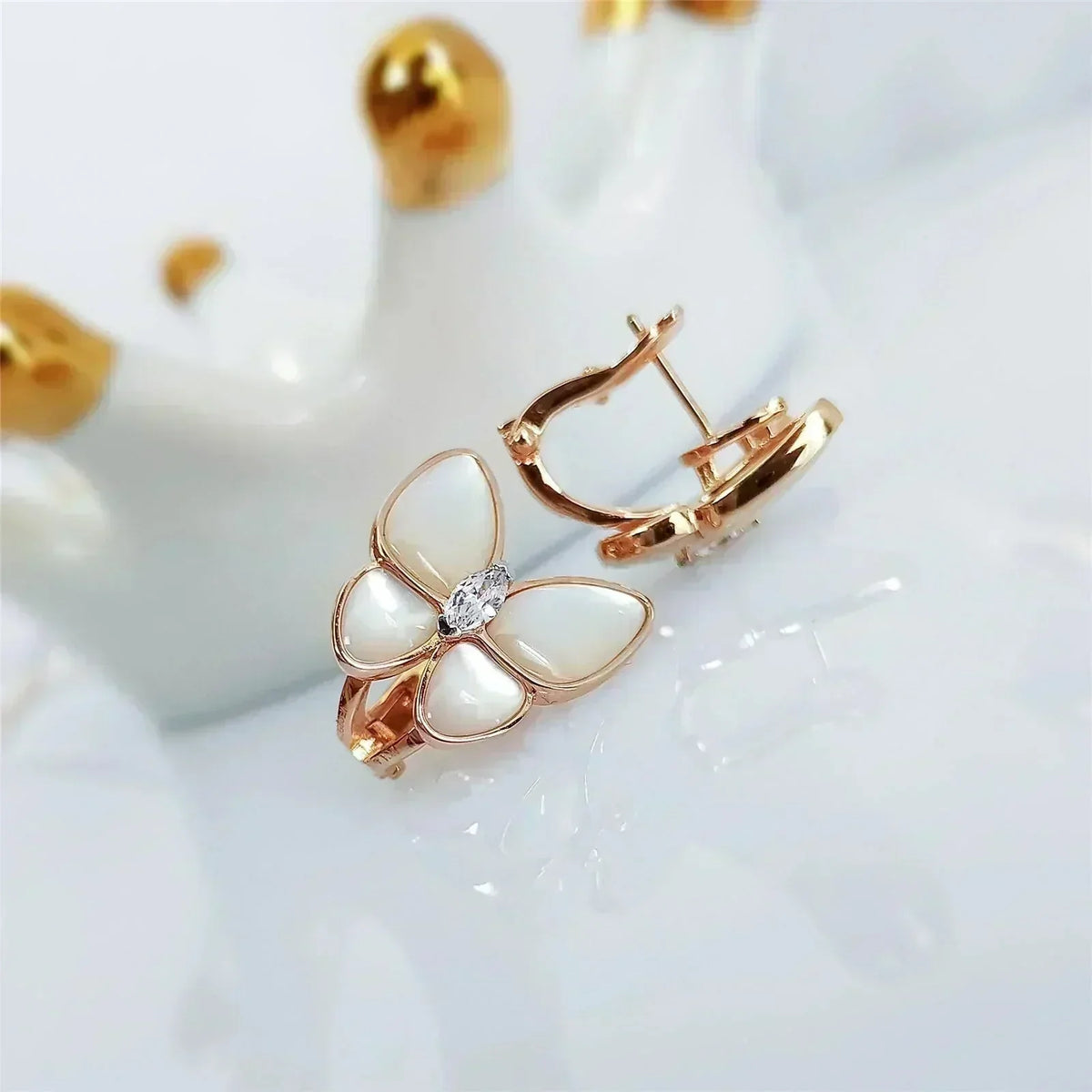 [OrnoraJewelry]BUTTERFLY MOP DIAMOND EARRINGS