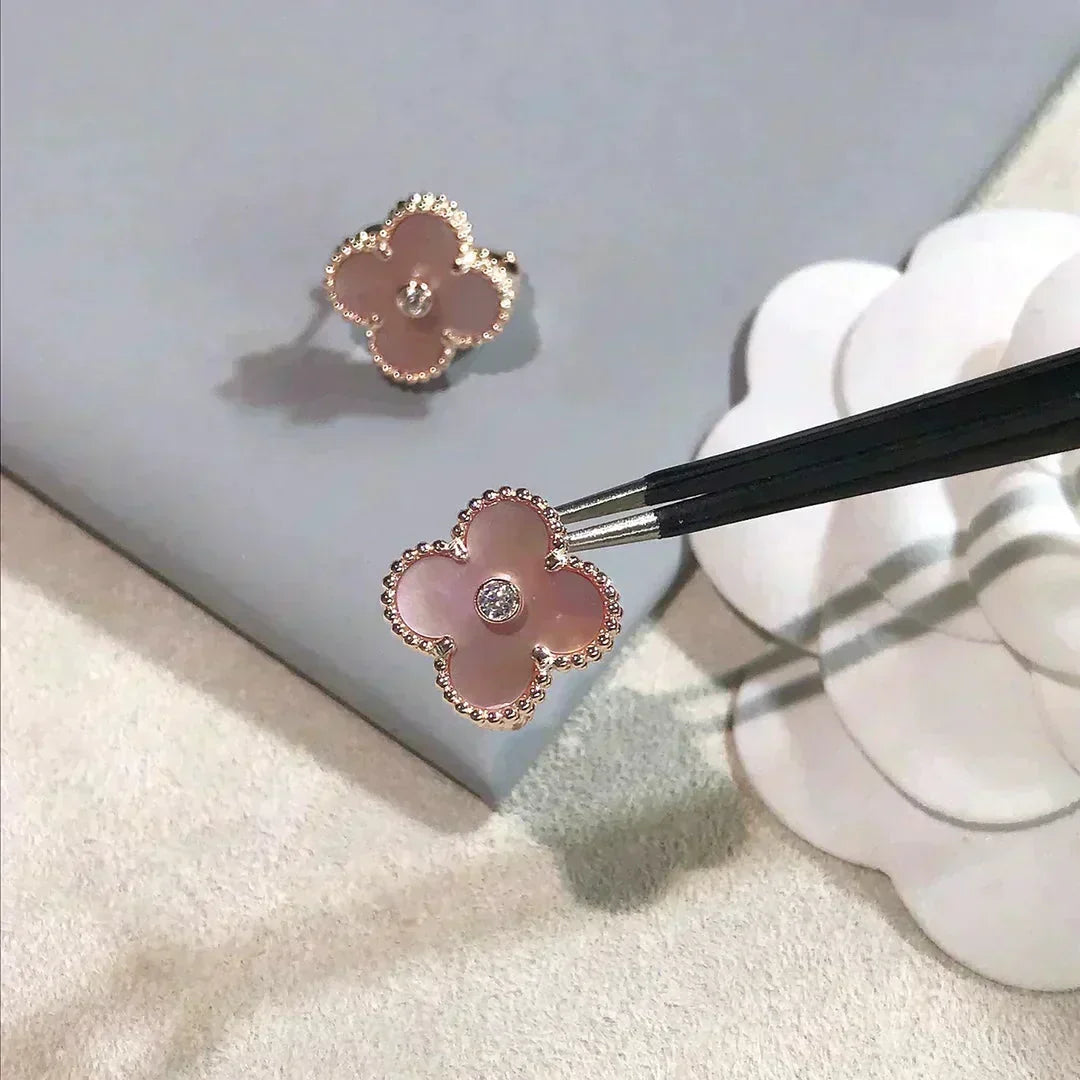[OrnoraJewelry]CLOVER MEDIUM 1 MOTIFS  PINK MOP DIAMOND EARRINGS