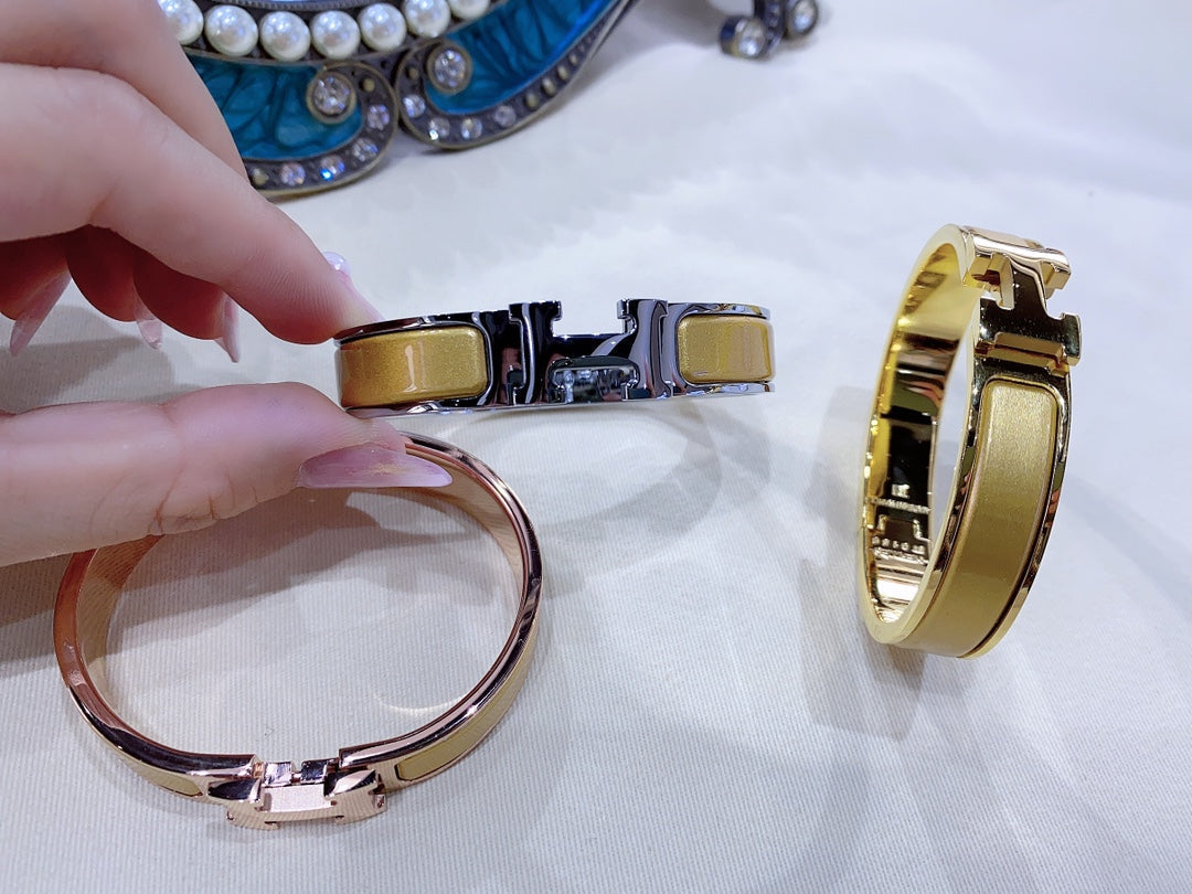 [OrnoraJewelry]H CHAMPAGNE BRACELET