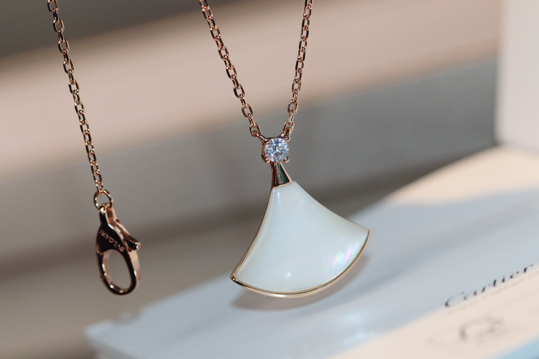 [OrnoraJewelry]DREAM NECKLACE WHITE MOP PINK GOLD 1 DIAMOND
