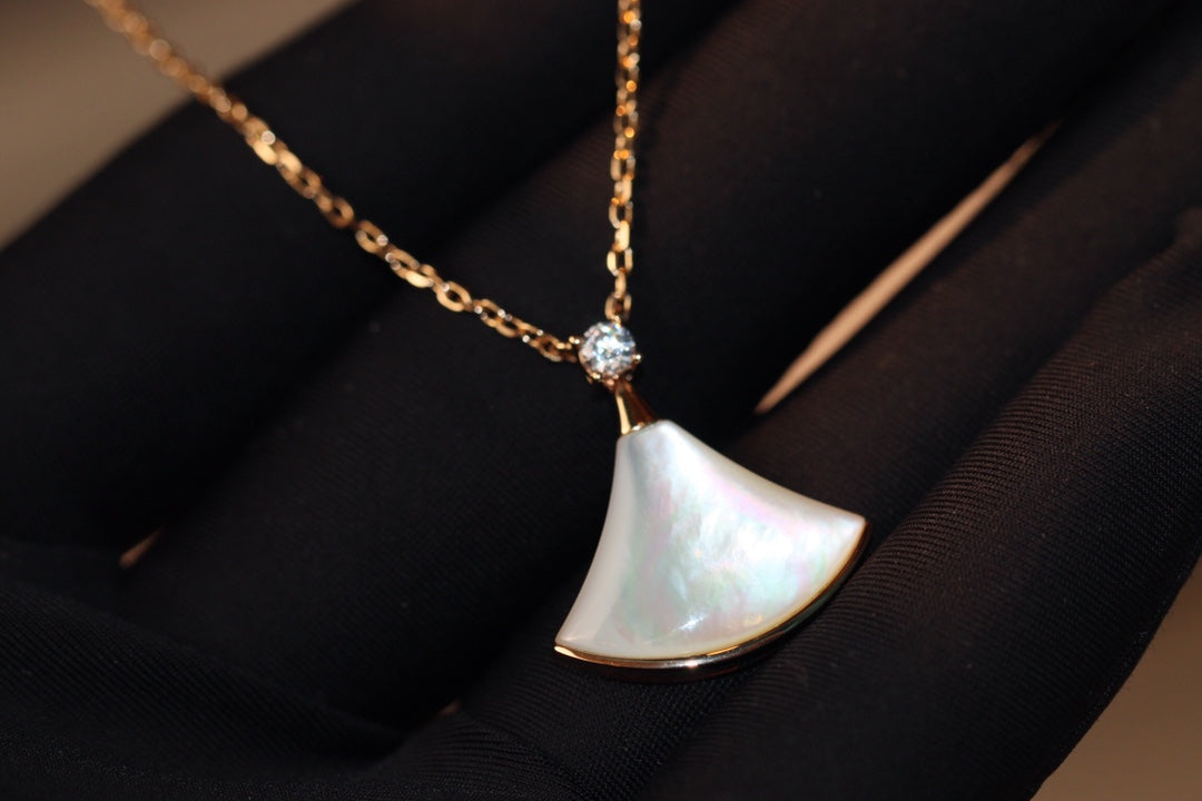[OrnoraJewelry]DREAM NECKLACE WHITE MOP PINK GOLD 1 DIAMOND