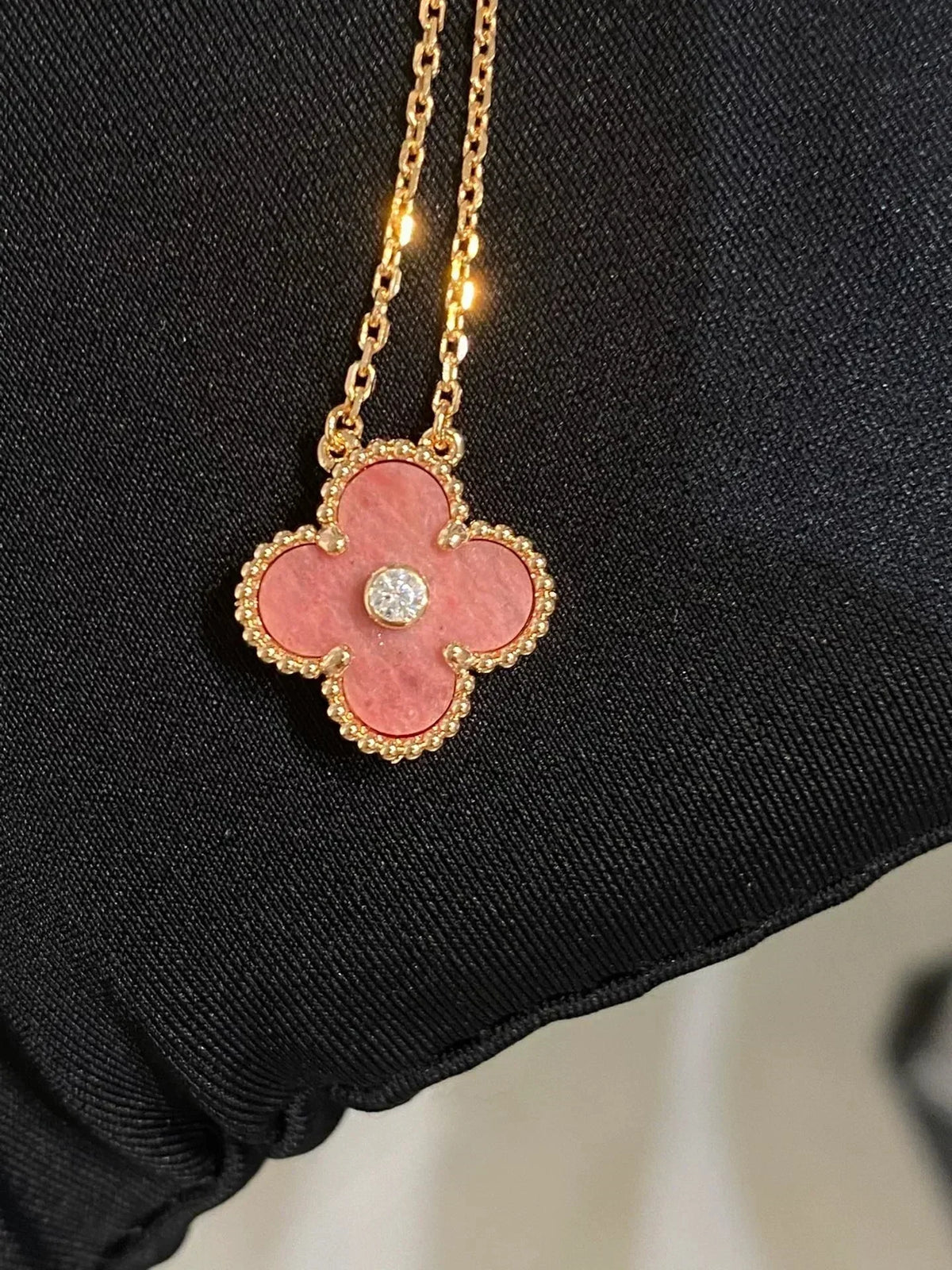 [OrnoraJewelry]CLOVER 15MM DIAMOND RHODONITE NECKLACE