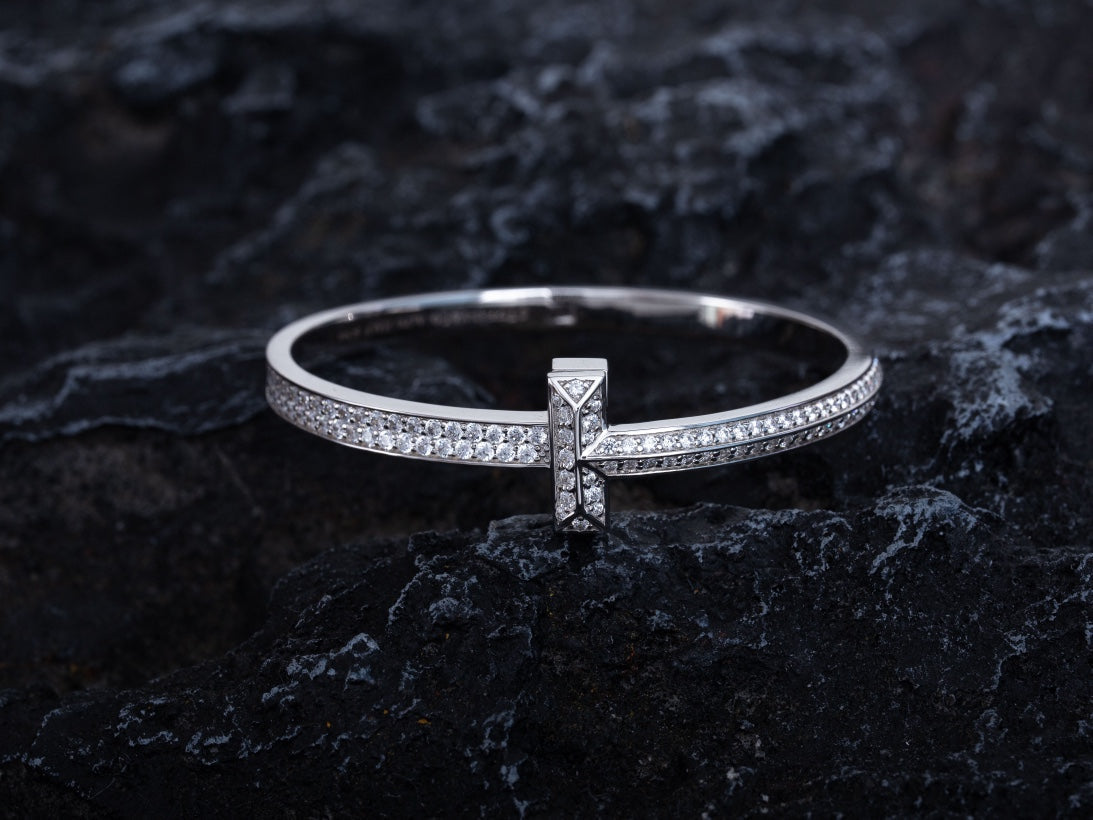 [Ornora Jewelry]WIDE DIAMONDS HINGED BANGLE SILVER
