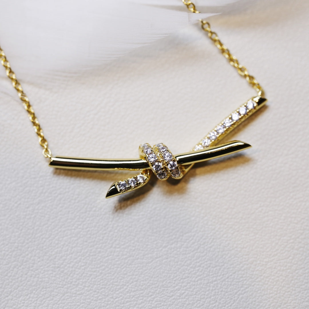 [Ornora Jewelry]KNOT NECKLACE GOLD DIAMONDS