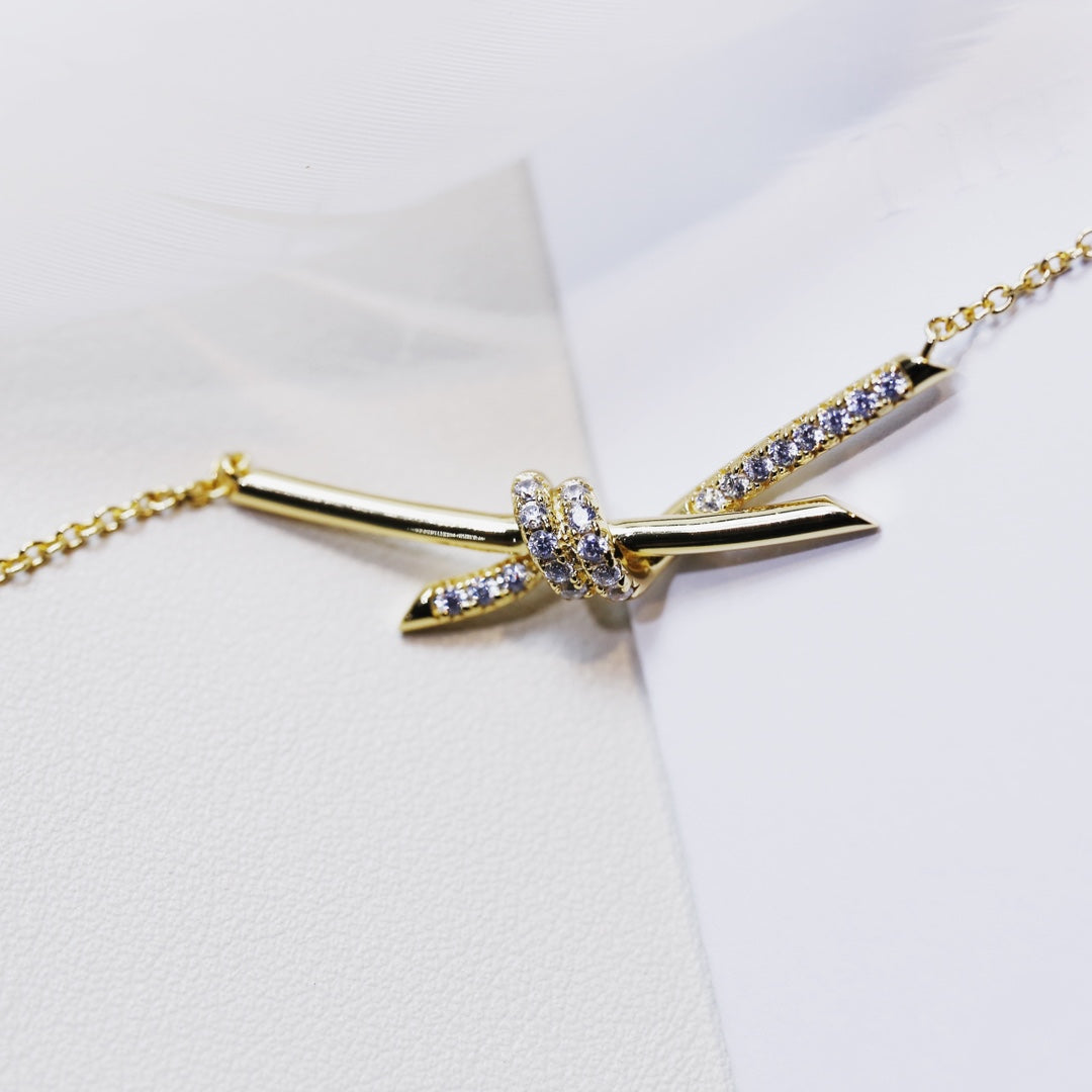 [Ornora Jewelry]KNOT NECKLACE GOLD DIAMONDS