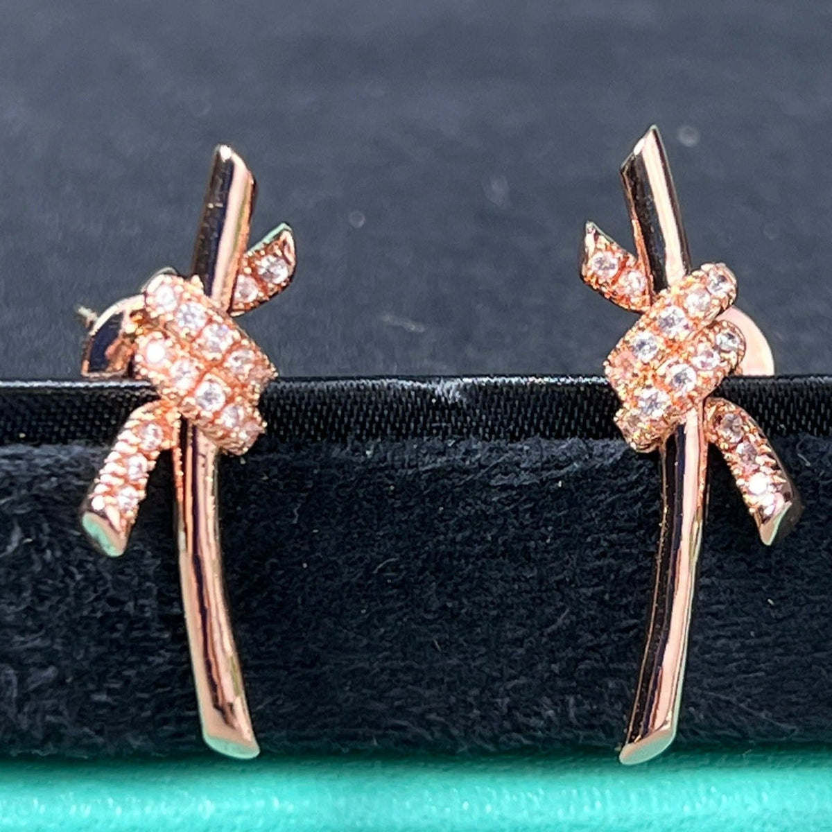 [Ornora Jewelry]KNOT EARRINGS PINK GOLD DIAMOND