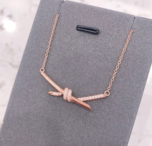 [Ornora Jewelry]KNOT NECKLACE DIAMONDS