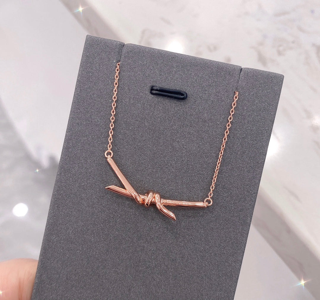 [Ornora Jewelry]KNOT NECKLACE DIAMONDS