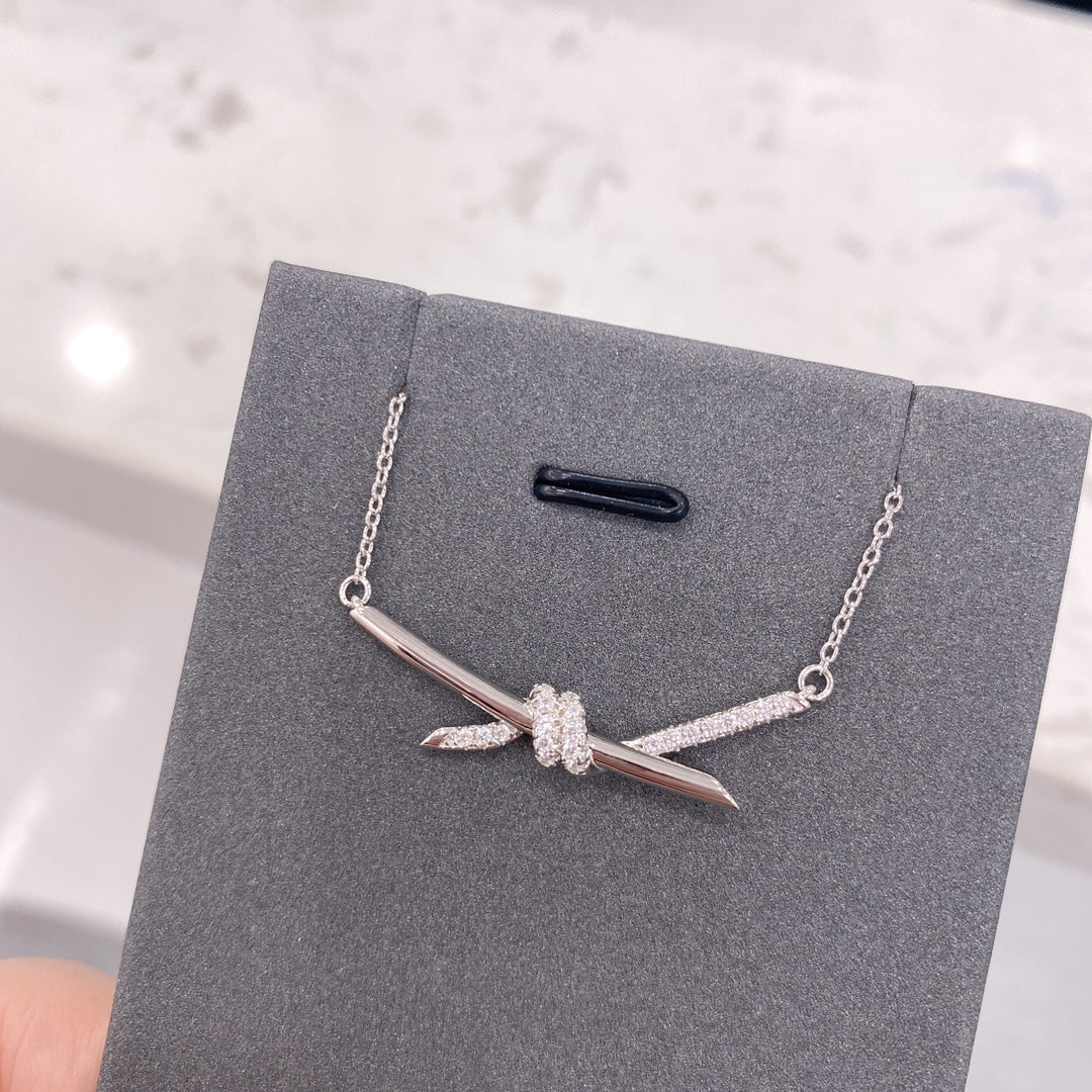 [Ornora Jewelry]KNOT NECKLACE DIAMONDS