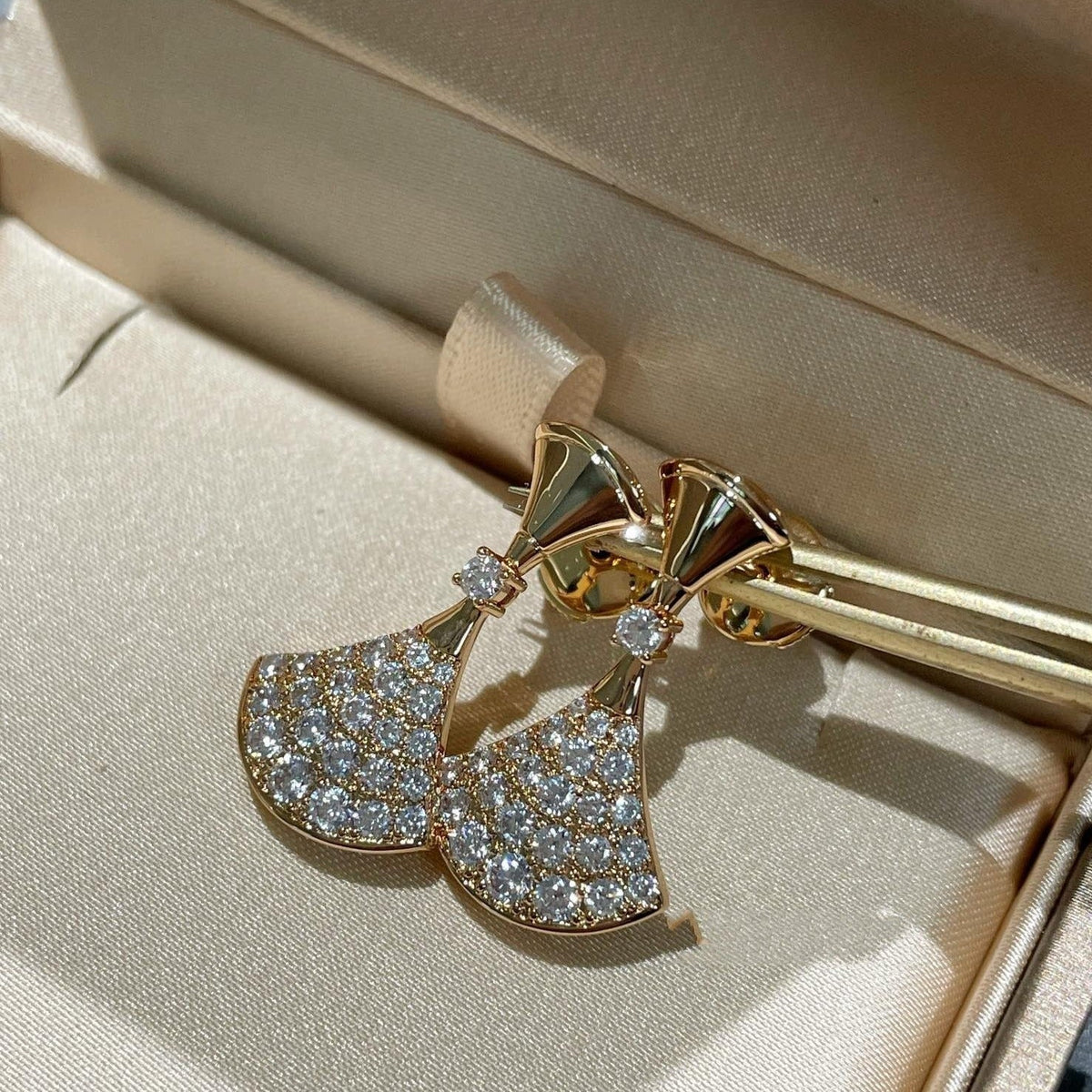 [OrnoraJewelry]DREAM EARRINGS DIAMOND