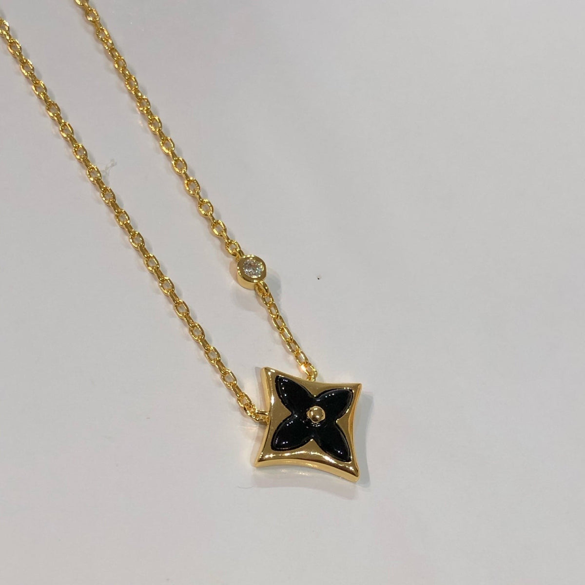 [OrnoraJewelry]OrnoraBLACK MOP NECKLACE