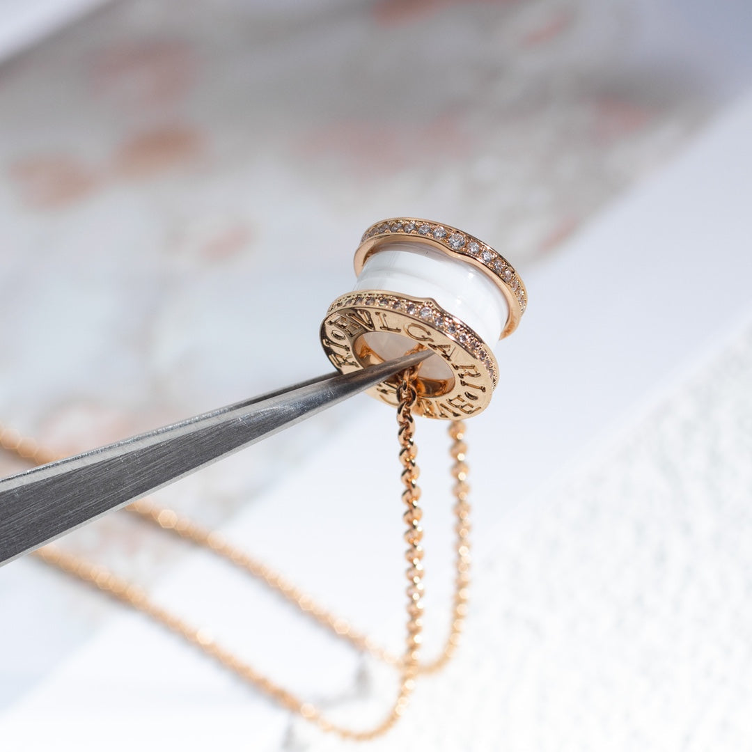[OrnoraJewelry]ZERO 1 WHITE CERAMIC PINK GOLD DIAMOND NECKLACE