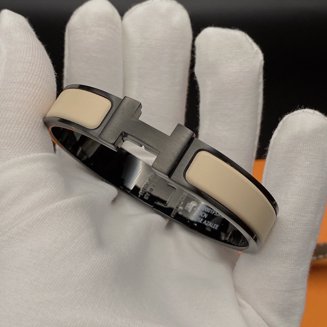 [OrnoraJewelry]H BRACELET 12MM BLACK BEIGE CERAMIC
