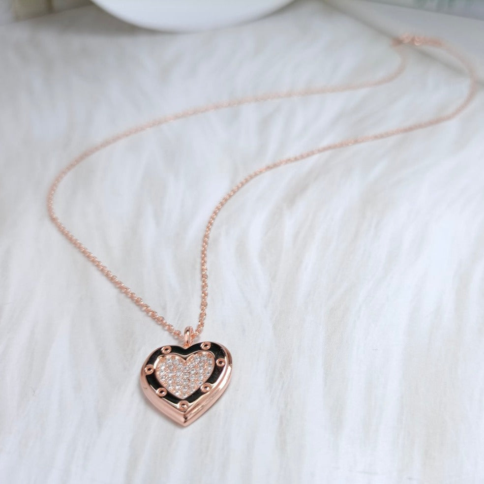 [Ornora Jewelry]HEART DIAMONDS PEDANT NECKLACE
