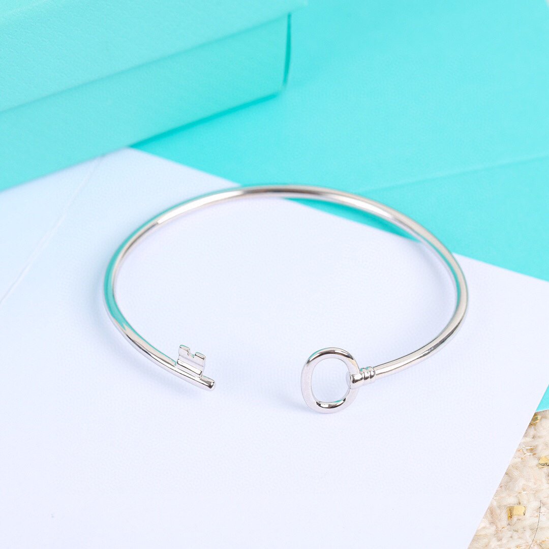 [Ornora Jewelry]KEY WIRE OVAL BRACELET
