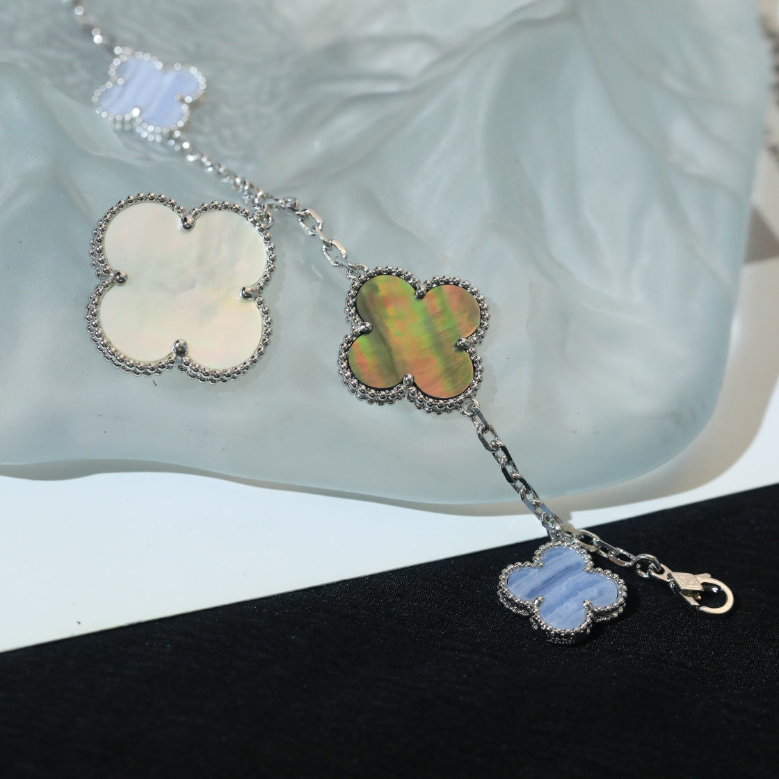[OrnoraJewelry]CLOVER BRACELET 5 MOTIFS MOP CHALCEDONY SILVER