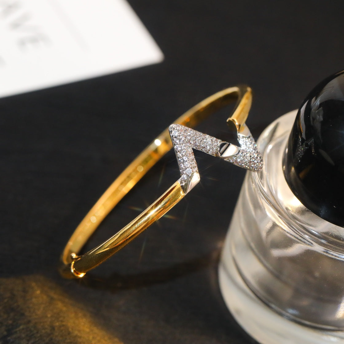 [OrnoraJewelry]VOLTE UPSITE DOWN GOLD DIAMOND BRACELET
