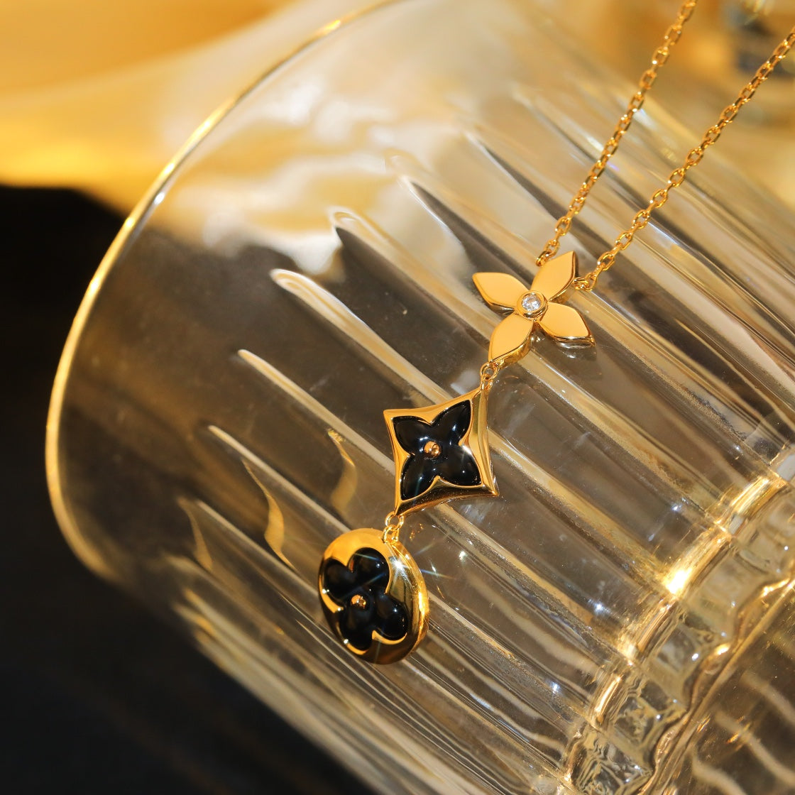 [OrnoraJewelry]OrnoraAND SUN ONYX PINK GOLD NECKLACE