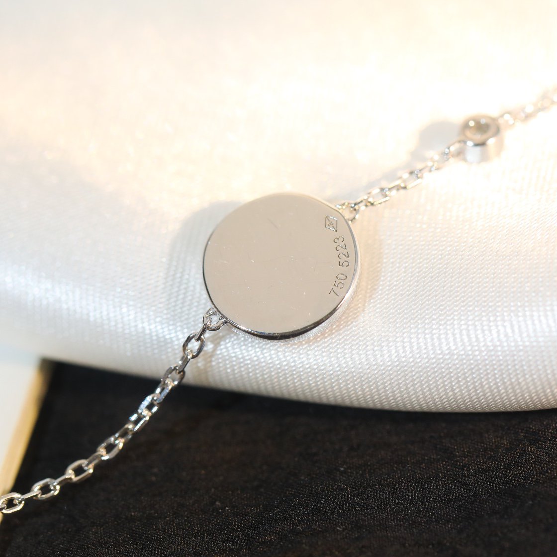 [OrnoraJewelry]SUN MOTIF PINK MOP SILVER BRACELET