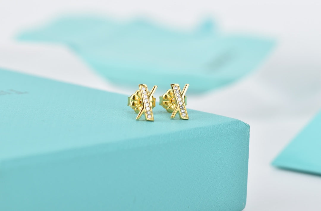 [Ornora Jewelry]ATLAS DIAMOND STUD EARRINGS