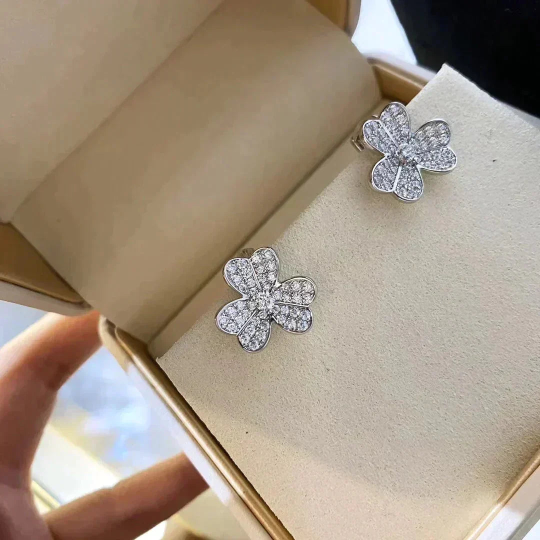 [OrnoraJewelry]CLOVER COMOS DIAMOND EARRINGS SILVER