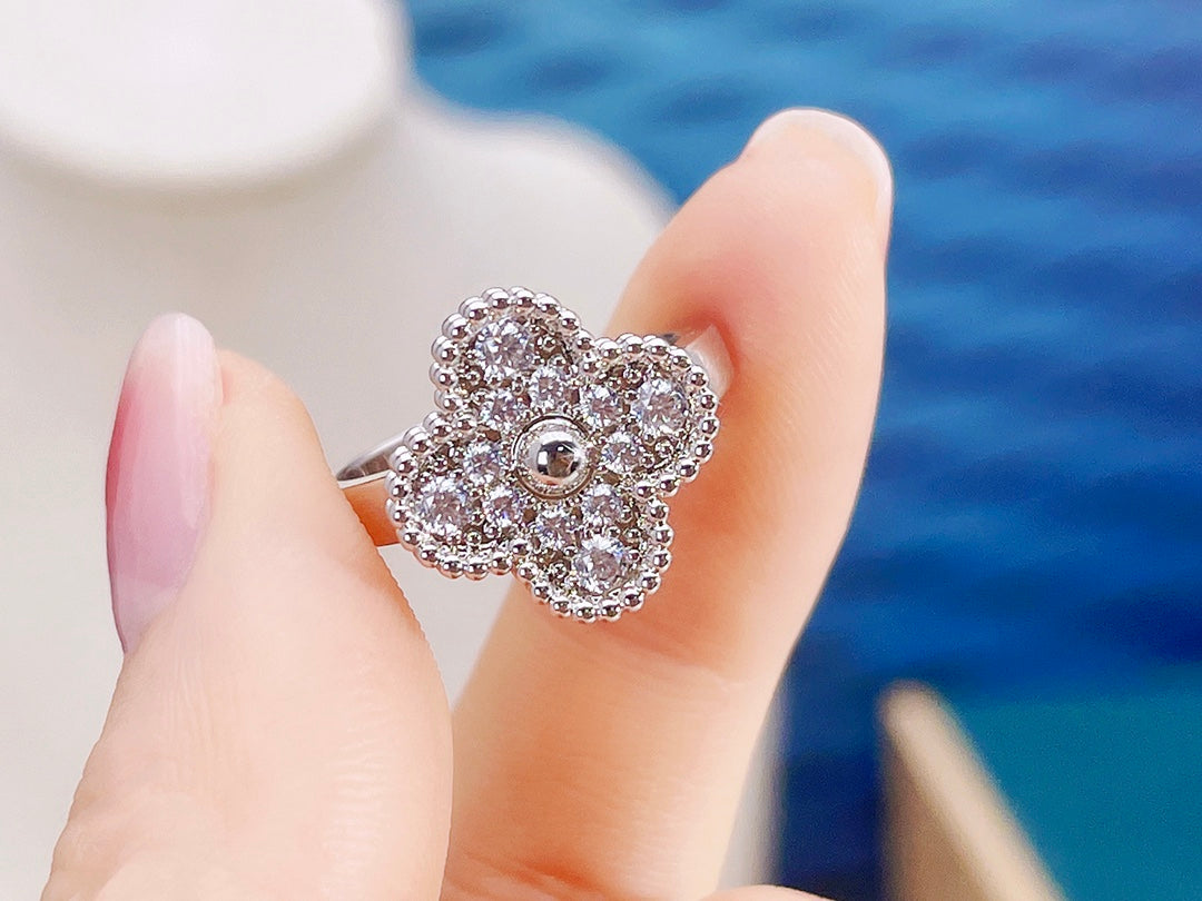 [OrnoraJewelry]CLOVER DIAMOND RING
