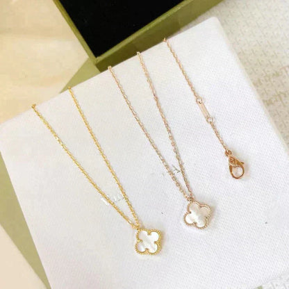 [OrnoraJewelry]CLOVER MINI 9.5MM WHITE MOTHER-OF-PEARL NECKLACE