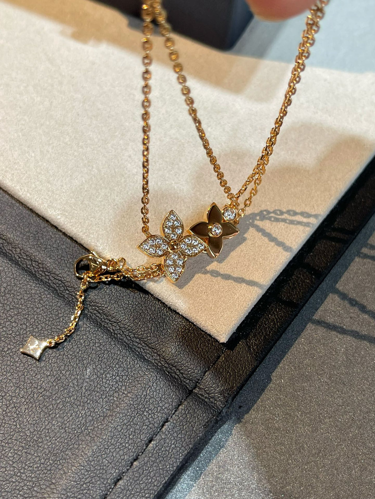 [OrnoraJewelry]OrnoraBLOSSOM NECKLACE PINK GOLD DIAMONDS