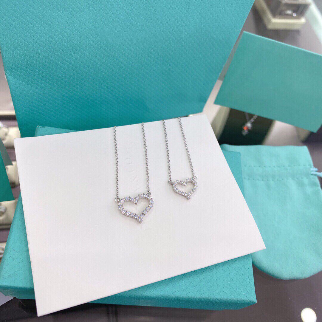 [Ornora Jewelry]HEART-SHAPED DIAMOND NECKLACE