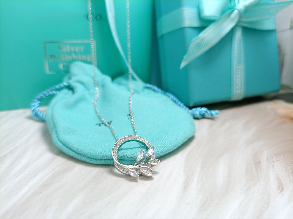 [Ornora Jewelry]DIAMOND VINE CIRCLE PENDANT PLATINUM NECKLACE