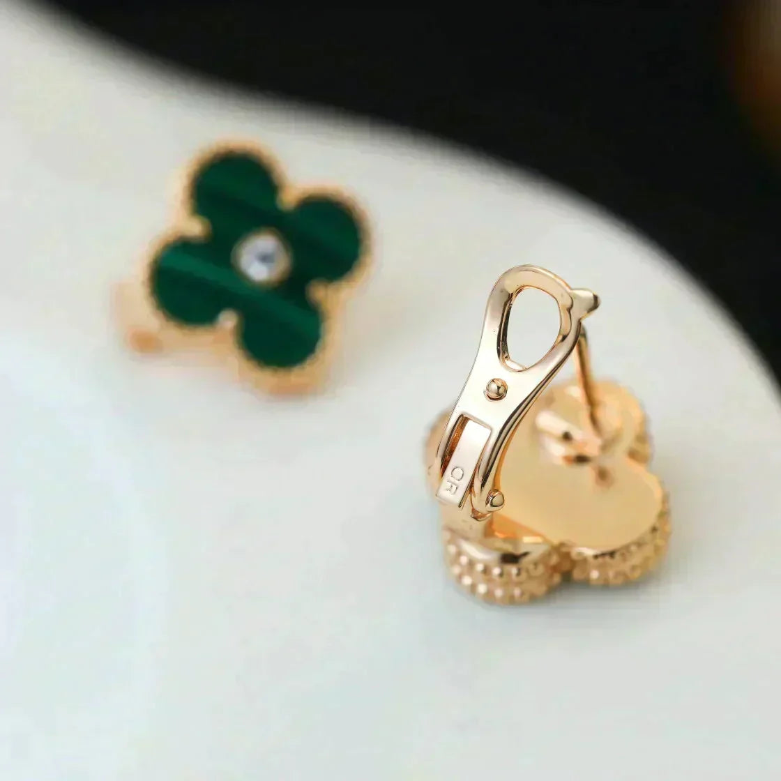 [OrnoraJewelry]CLOVER MEDIUM 1 MOTIFS MALACHITE DIAMOND EARRINGS