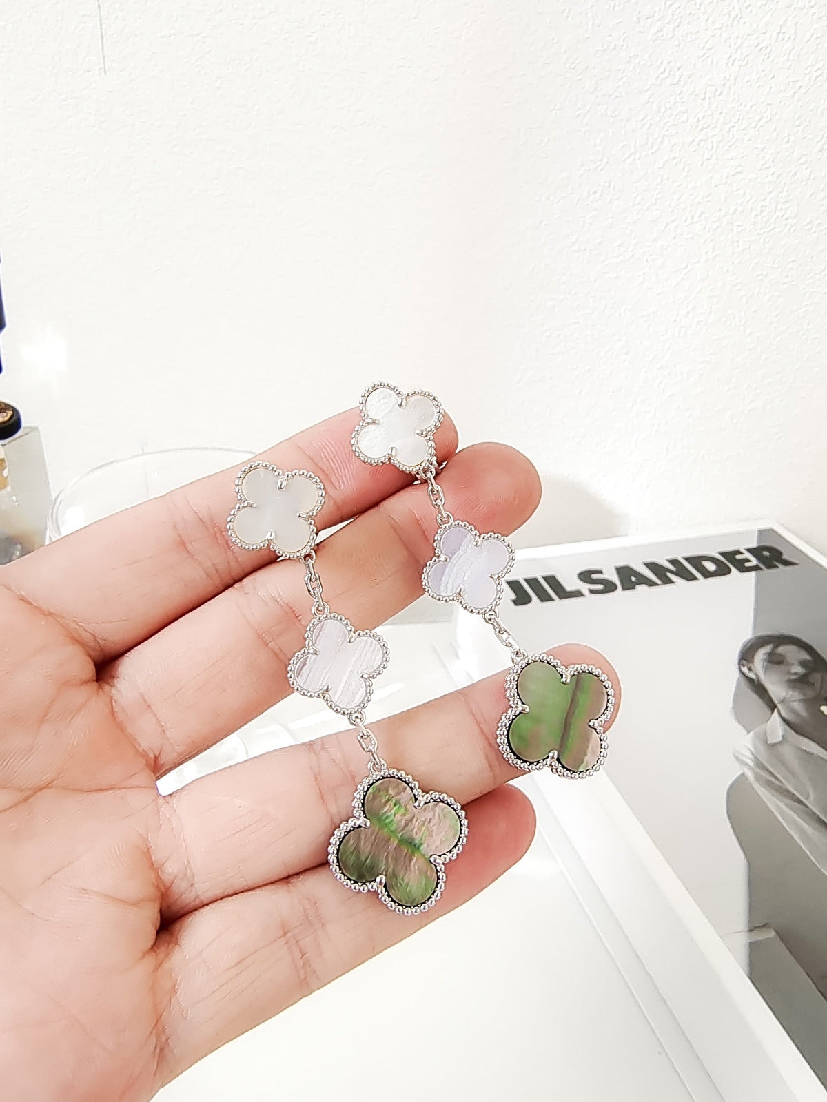 [OrnoraJewelry]CLOVER 3 MOTIFS CHALCEDONY DARK MOP SILVER EARRINGS