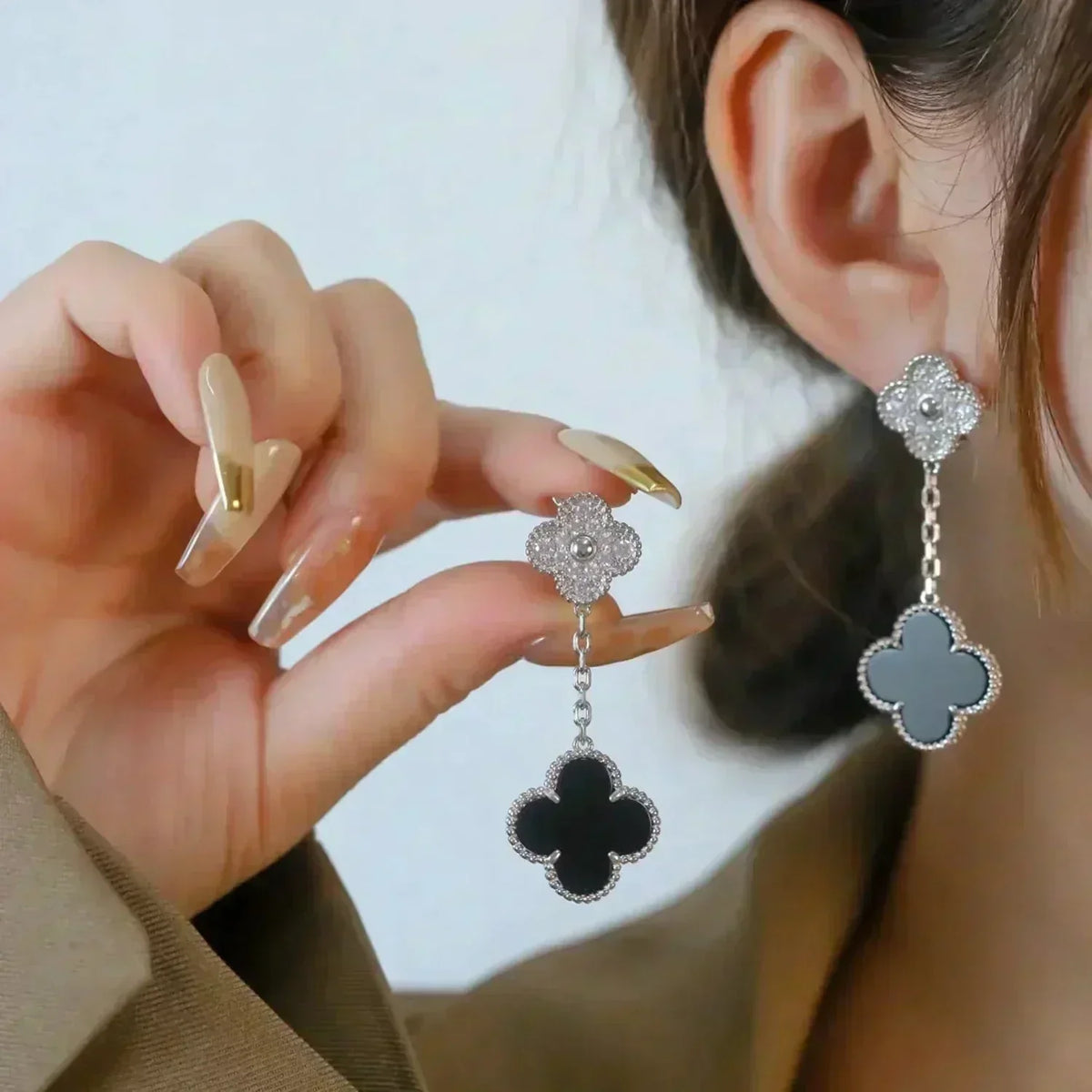 [OrnoraJewelry]CLOVER 2 MOTIFS  DIAMOND ONYX EARRINGS SILVER