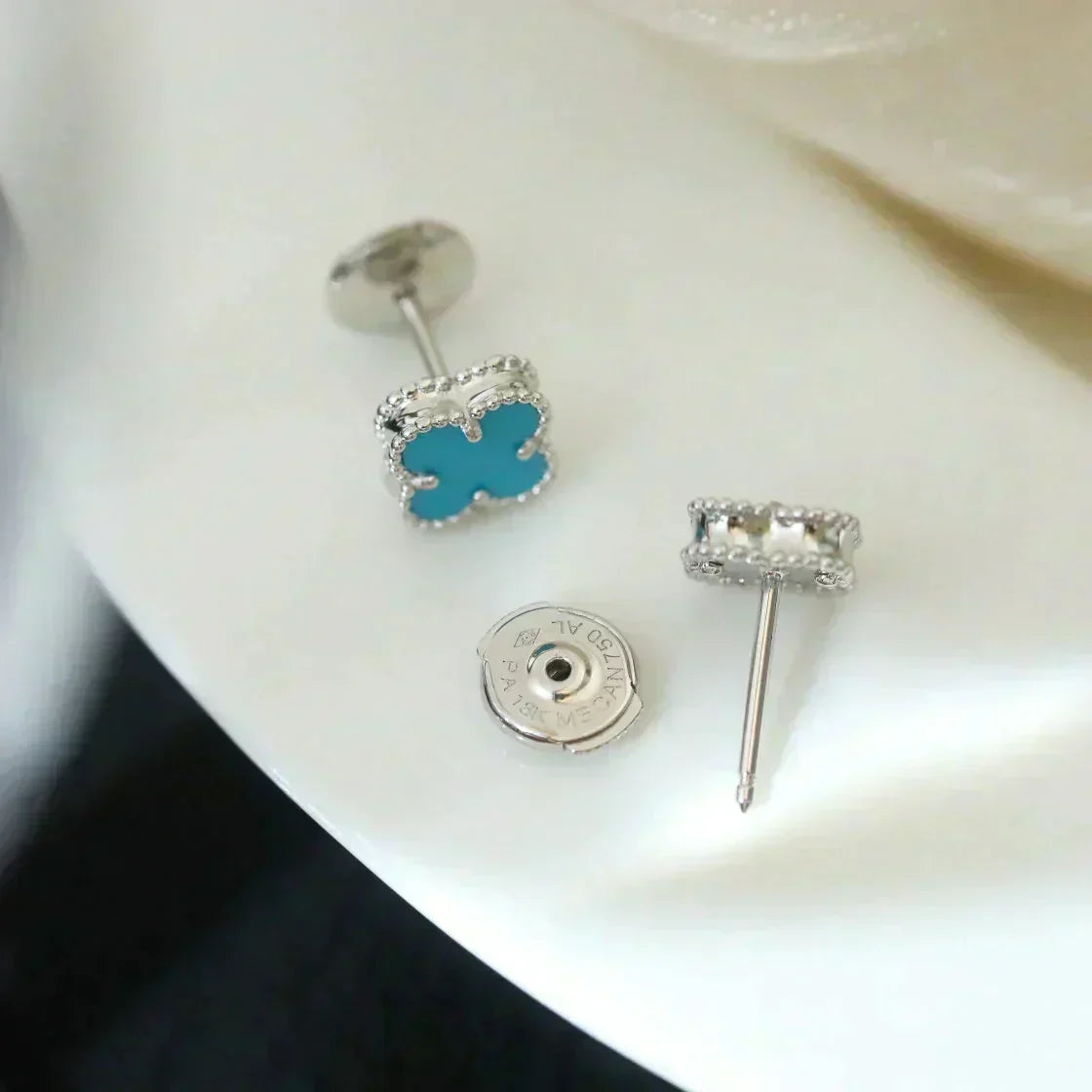 [OrnoraJewelry]CLOVER MINI 9.5MM ONYX STUD EARRINGS SILVER