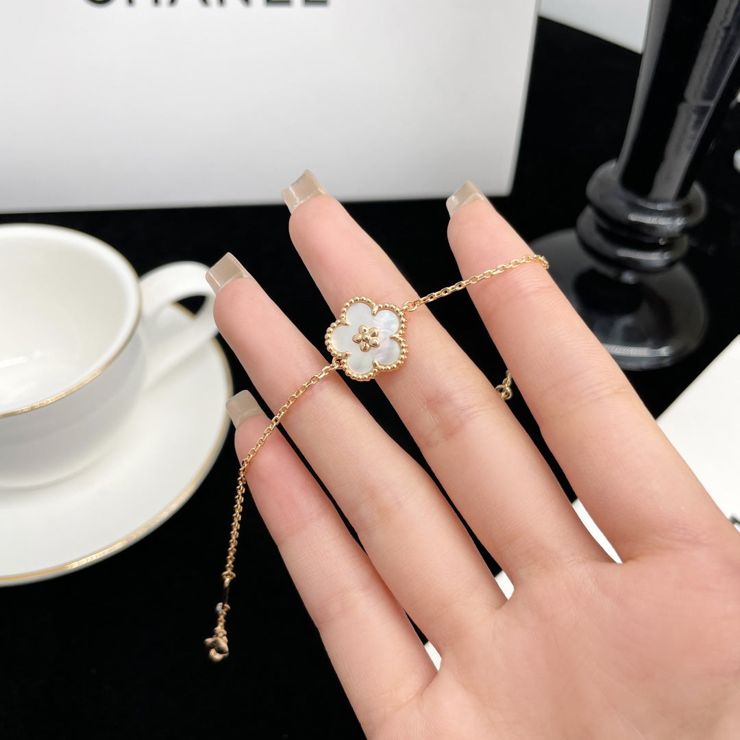 [OrnoraJewelry]LUCKY SPRING ROSE GOLD MOP BRACELET