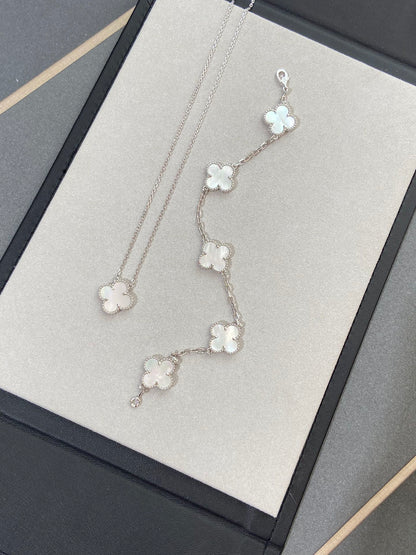 [OrnoraJewelry]CLOVER WHITE PEARL MOP 5 MOTIF BRACELET COLLECTION