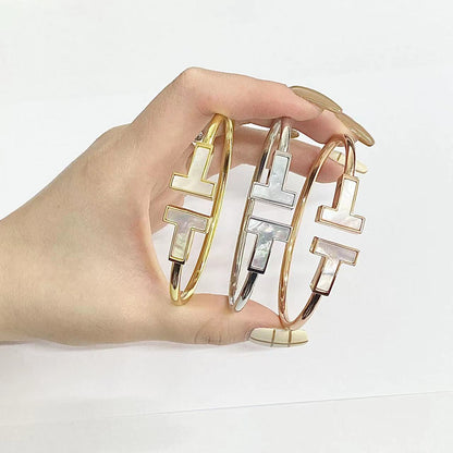 [Ornora Jewelry]T WIDE MOP OPEN BRACELET