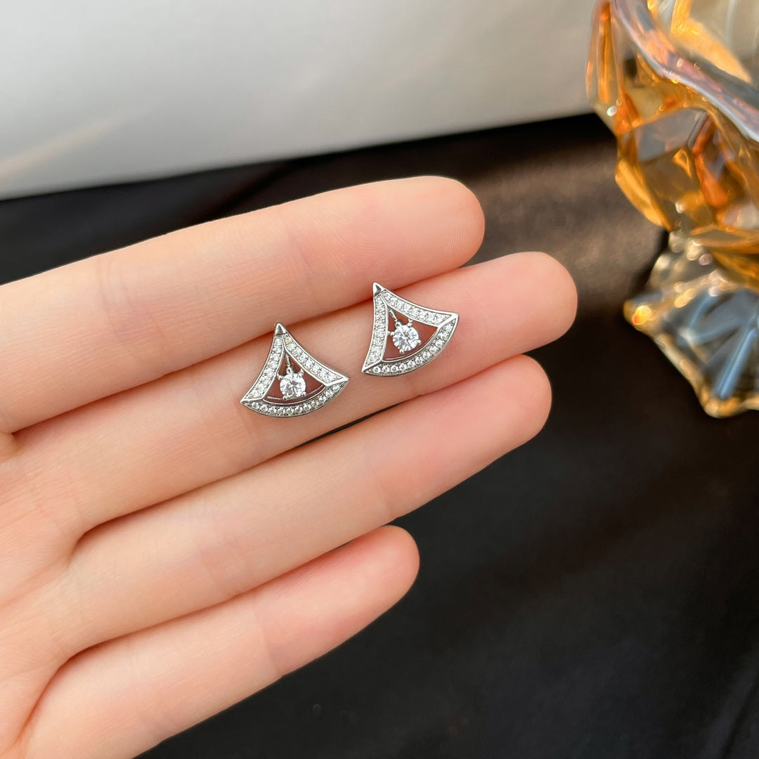 [OrnoraJewelry]DREAM MINI DIAMOND STUD EARRINGS