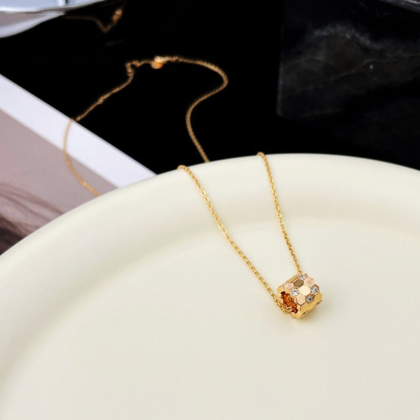 [OrnoraJewelry]BEE MINI PEDANT DIAMOND NECKLACE