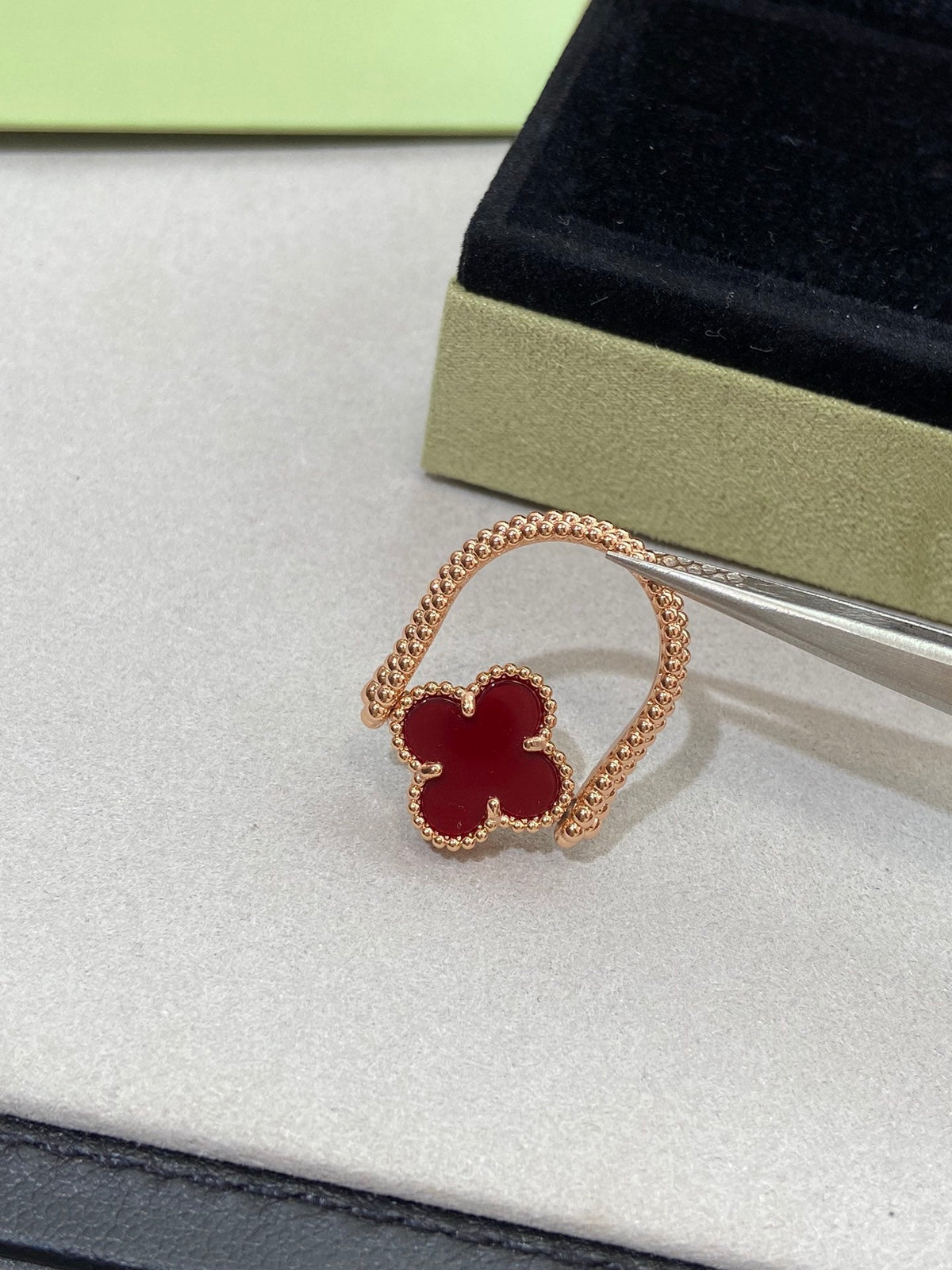 [OrnoraJewelry]CLOVER RIVERSIBLE ROSE GOLD RING