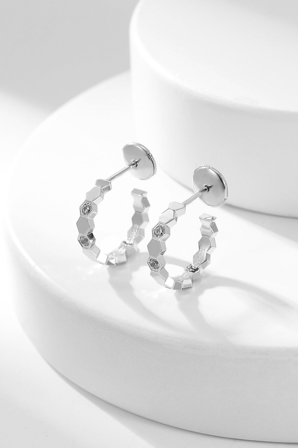 [OrnoraJewelry]BEE LOVE DIAMOND HOOP EARRINGS
