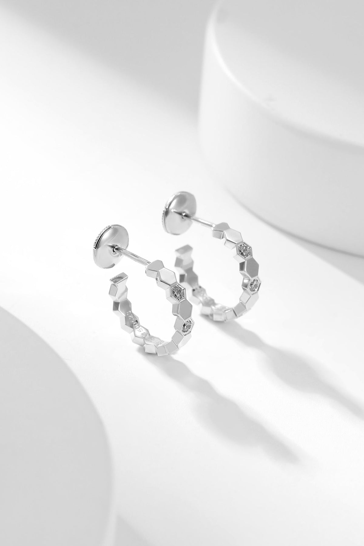 [OrnoraJewelry]BEE LOVE DIAMOND HOOP EARRINGS