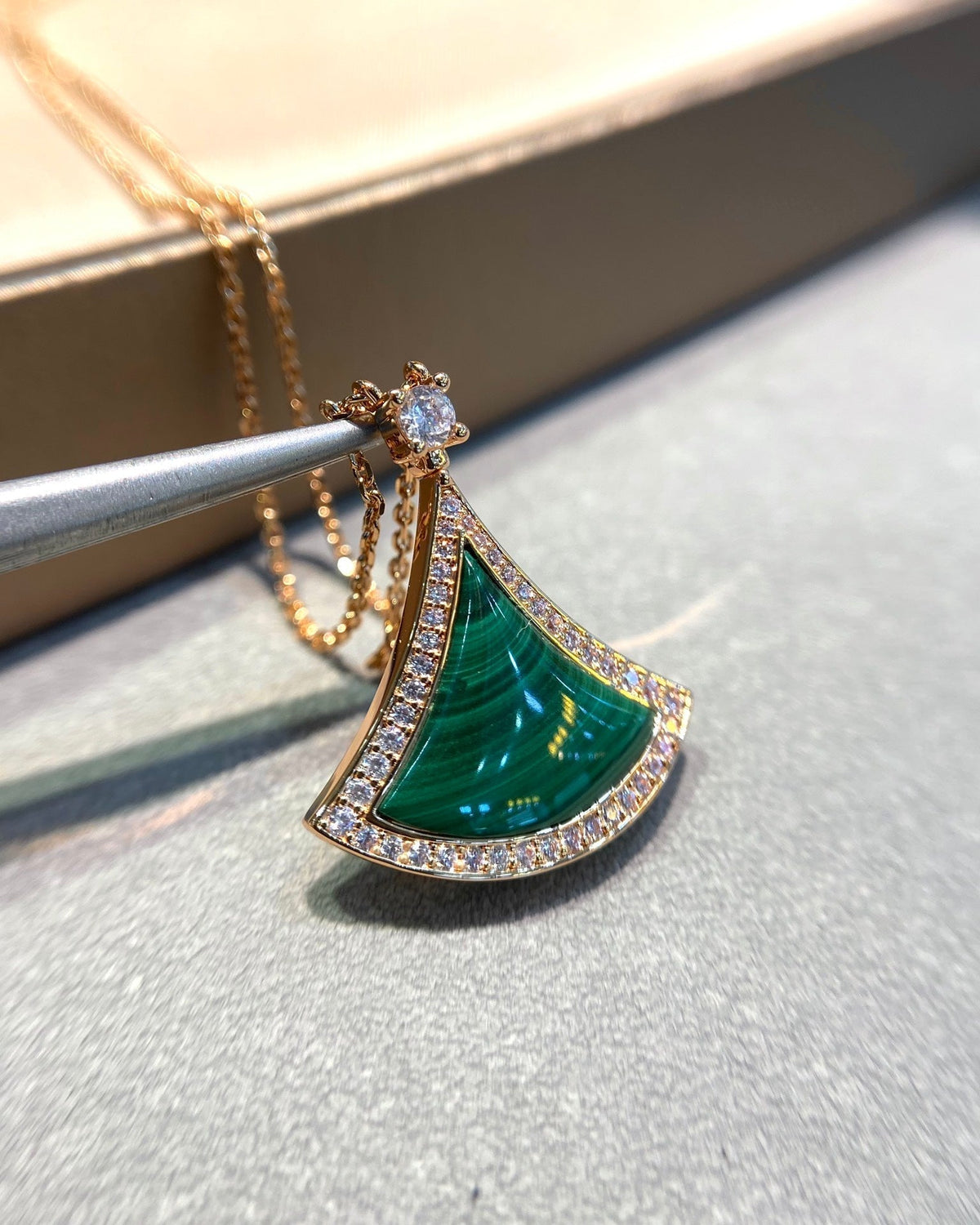 [OrnoraJewelry]DREAM MALACHITE DIAMOND PAVED PINK GOLD NECKLACE