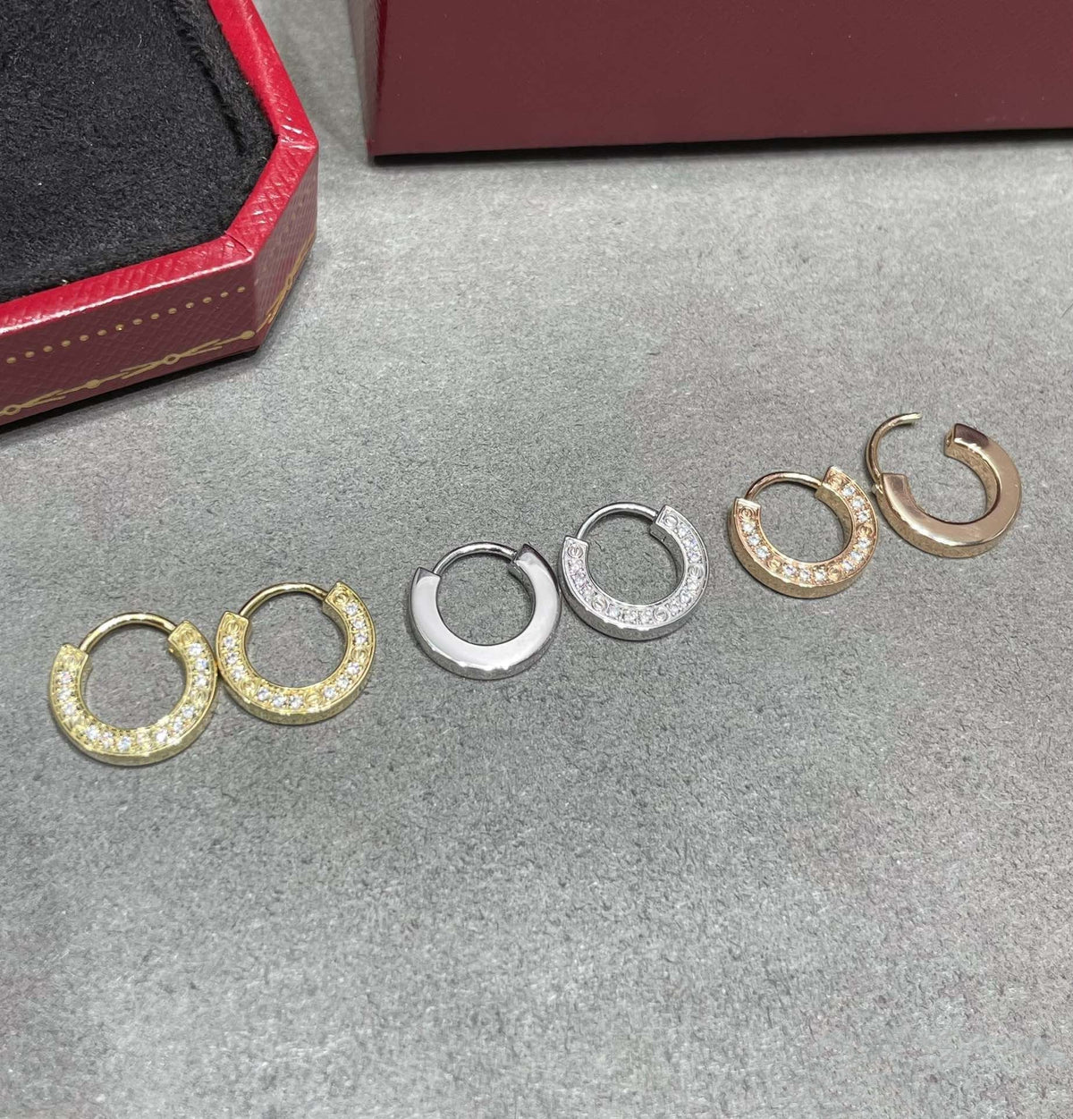 [OrnoraJewelry]LOVE DIAMOND EARRINGS